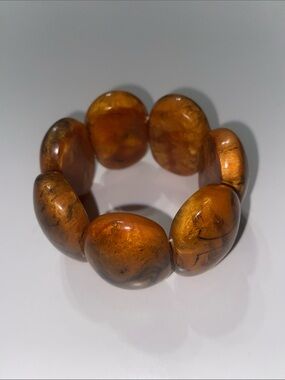 Chunky Amber-Tone Stretch Bracelet